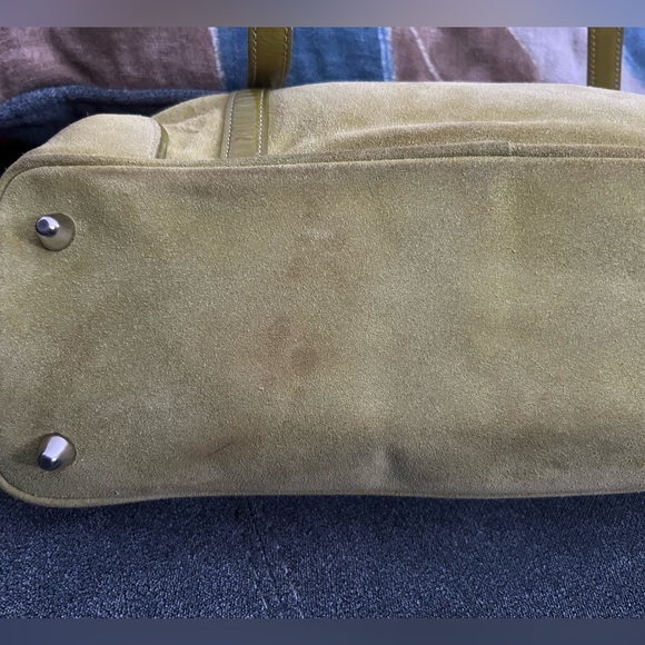 Vintage Green suede Coach hand bag - Picture 4 of 11